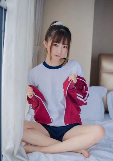 年轻的阿姨1_国产剧免费观看